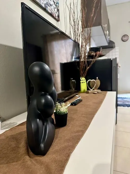 Eleni'S Studio Near The Airport Heraklion  Greece
